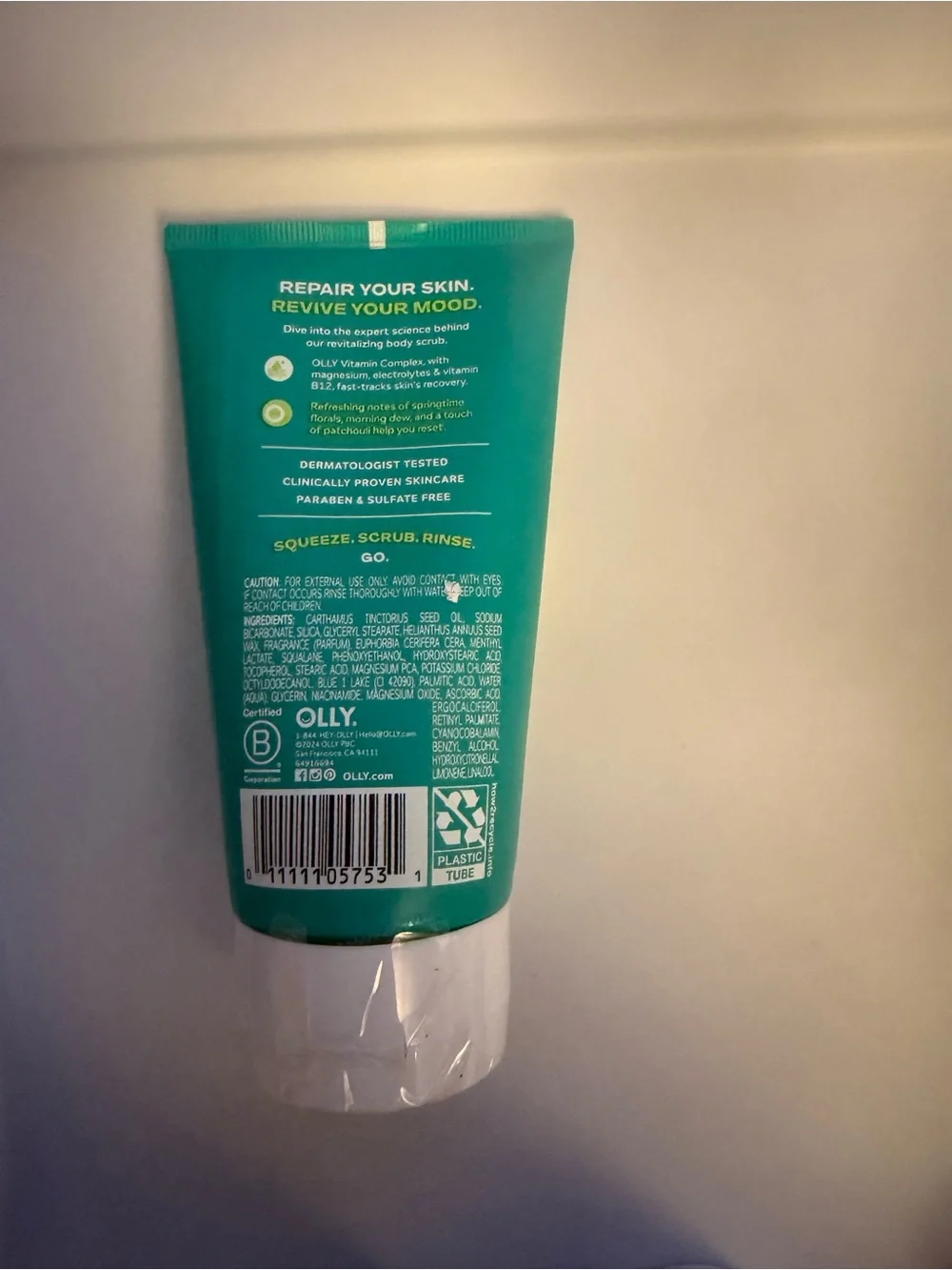 OLLY Revive Mood + Skin Body Scrub